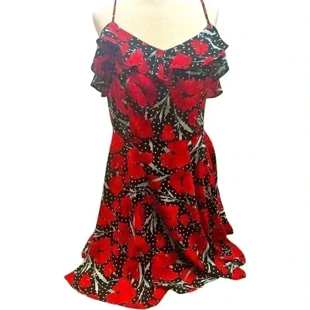 BB Darling fit & flare dress. Flutter sleeve beautifully fitted to your frame.